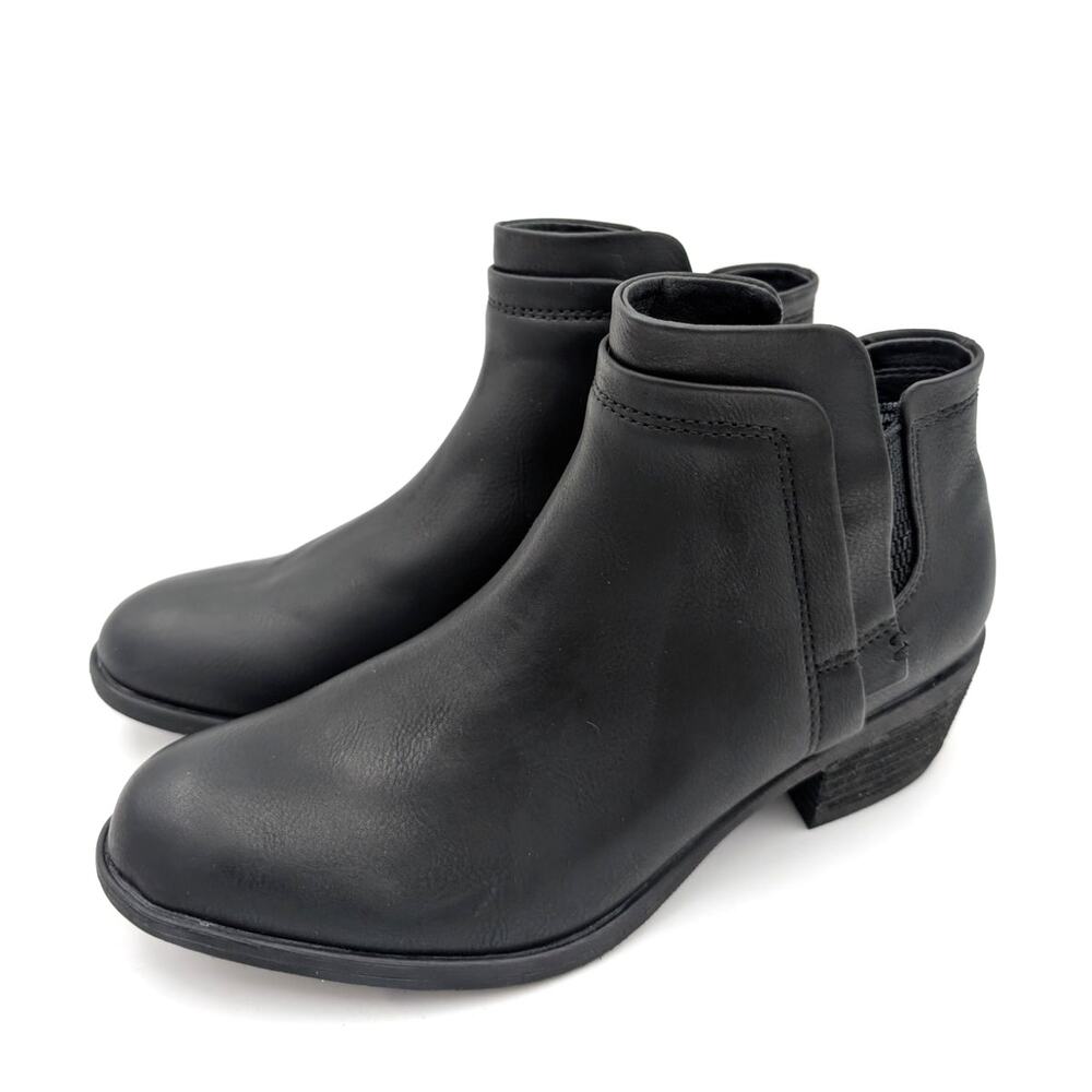 B.O.C Grover Slip-On Bootie Elastic Gore Round Toe Women's Black Size US7M EU38